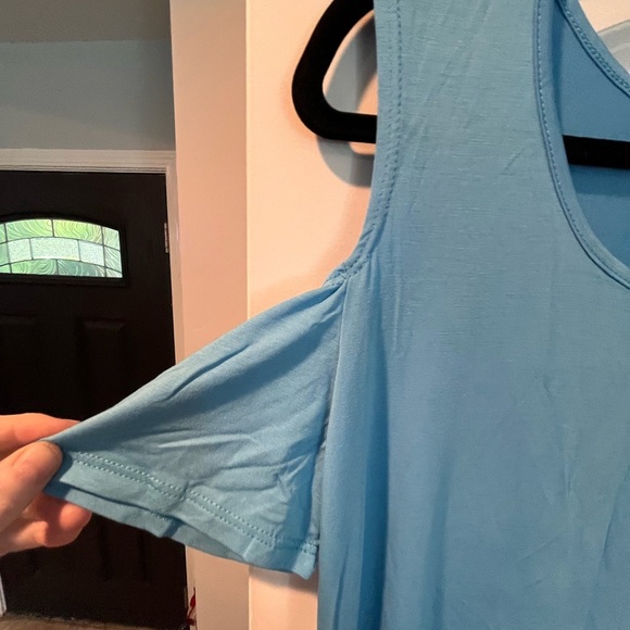 ~Surfer Line~ Blue Cold Shoulder Women's Top - Picture 2 of 6